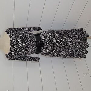 JESSICA H size 10 black & white midi dress